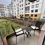 Naehe Frankfurt Messe Mit Netflix Und Balkon Frankfurt am Main