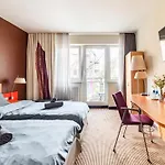 Naehe Frankfurt Messe Mit Netflix Und Balkon *