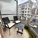 Naehe Frankfurt Messe Mit Netflix Und Balkon Apartment *