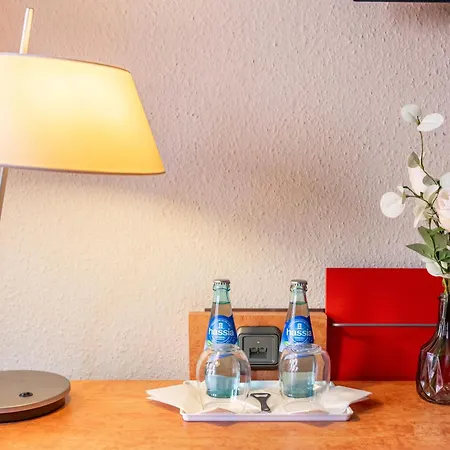 Naehe Frankfurt Messe Mit Netflix Und Balkon شقة *