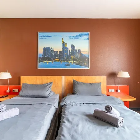 Naehe Frankfurt Messe Mit Netflix Und Balkon * فرانكفورت