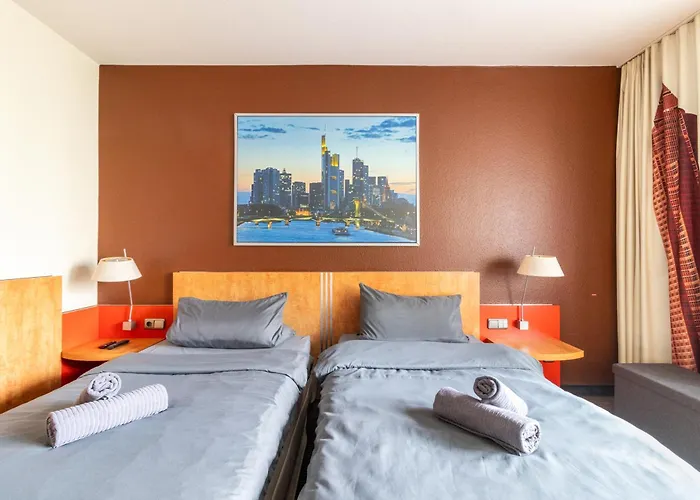 Naehe Frankfurt Messe Mit Netflix Und Balkon * Франкфурт-на-Майне