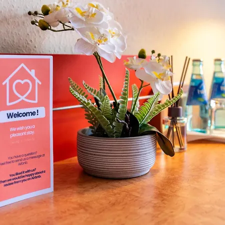 Naehe Frankfurt Messe Mit Netflix Und Balkon * Frankfurt nad Mohanem