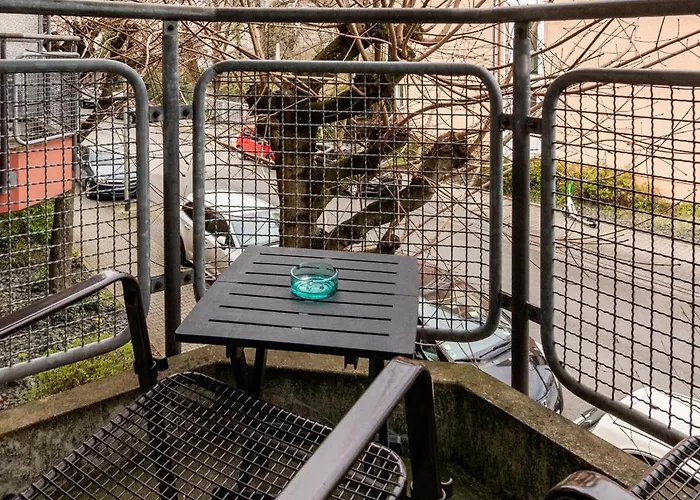 Naehe Frankfurt Messe Mit Netflix Und Balkon * Frankfurt am Main