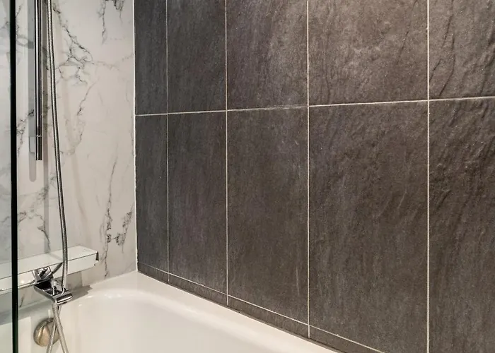 Naehe Frankfurt Messe Mit Netflix Und Balkon Frankfurt am Main